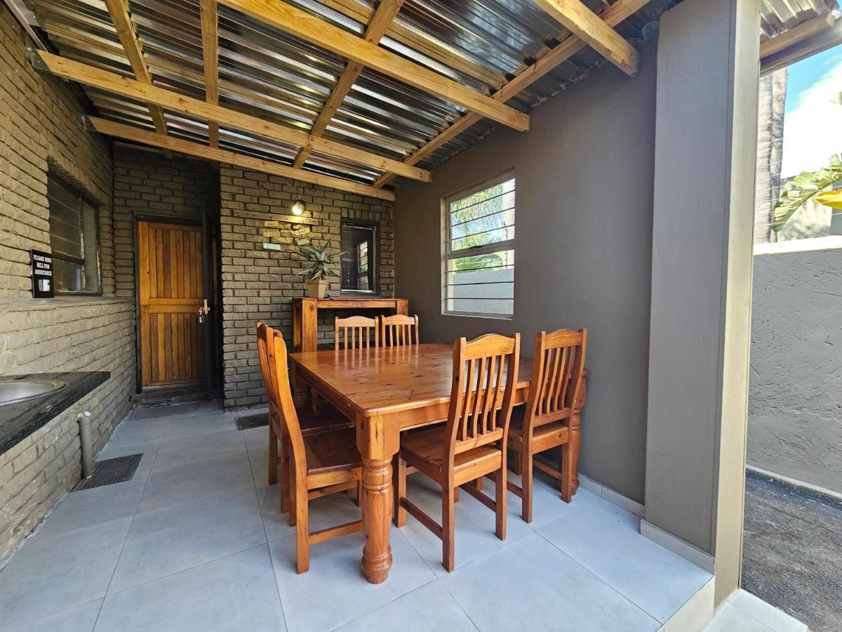 Bosveld In Die Stad 2 Guesthouse ألبرتون المظهر الخارجي الصورة