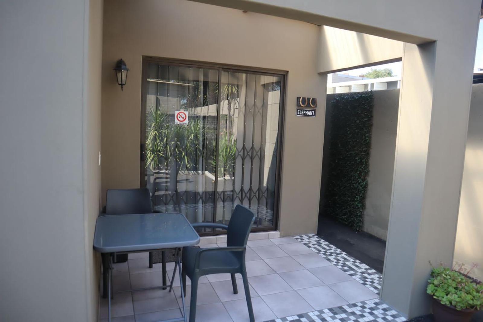 Bosveld In Die Stad 2 Guesthouse ألبرتون المظهر الخارجي الصورة