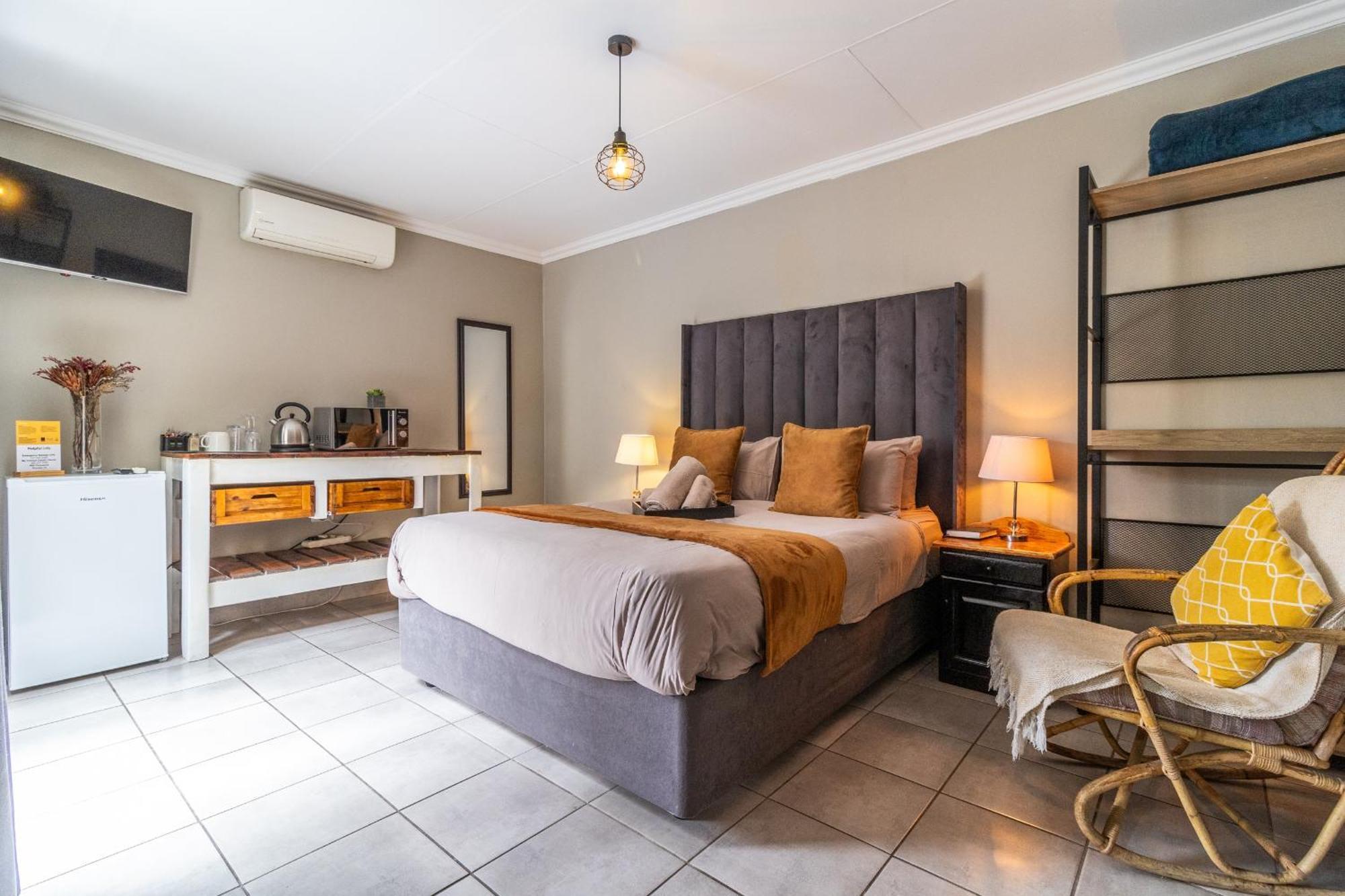 Bosveld In Die Stad 2 Guesthouse ألبرتون المظهر الخارجي الصورة